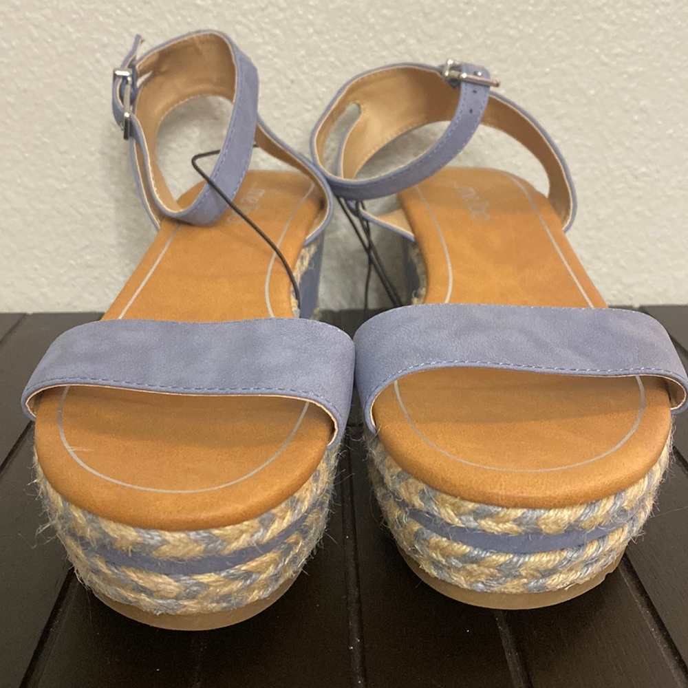 Me Too light denim blue wedge